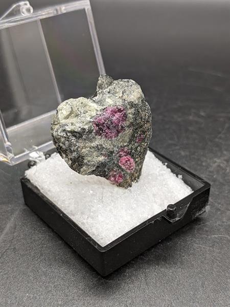 Eudialyte