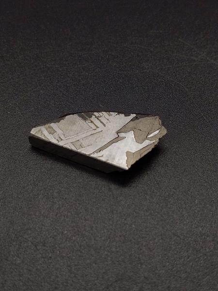 Meteorite - Taenite / Kamacite (Muonionalusta)